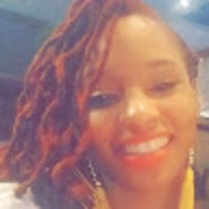 Meet your Posher, Aziza